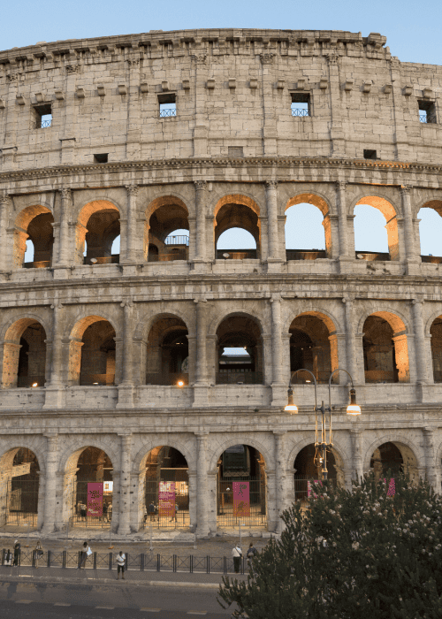 Rome: Colosseum, Roman Forum, and Palatine Hill Guided Tour